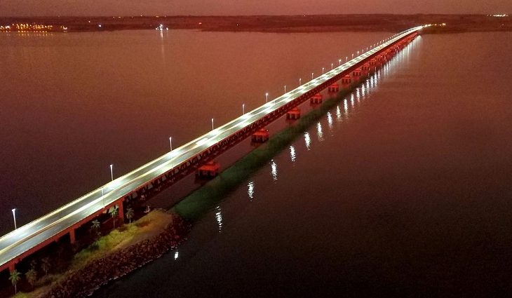 Iluminação na ponte rodoferroviária