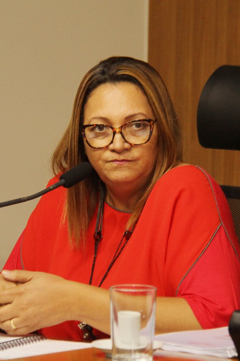 Superintente do MDA, Marina Ricardo, esteve na reunião