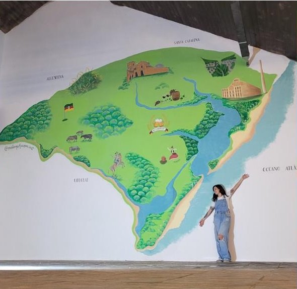 Pinturas em paredes são evidenciadas pela artista Paloma Kaiper.