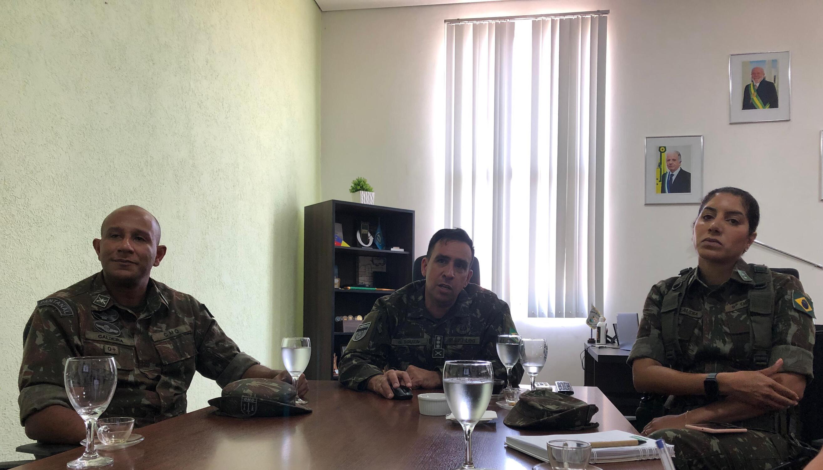 Major Caldeira, Coronel G. Souza  e Ten. Ana Claudia