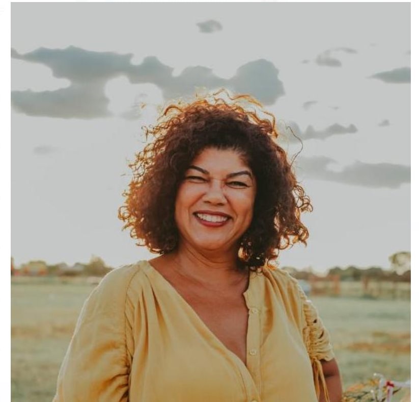 Psicóloga Adriane Lobo diz sobre o empenho das escolas em atuarem em casos de racismo. Foto: Arquivo Pessoal
