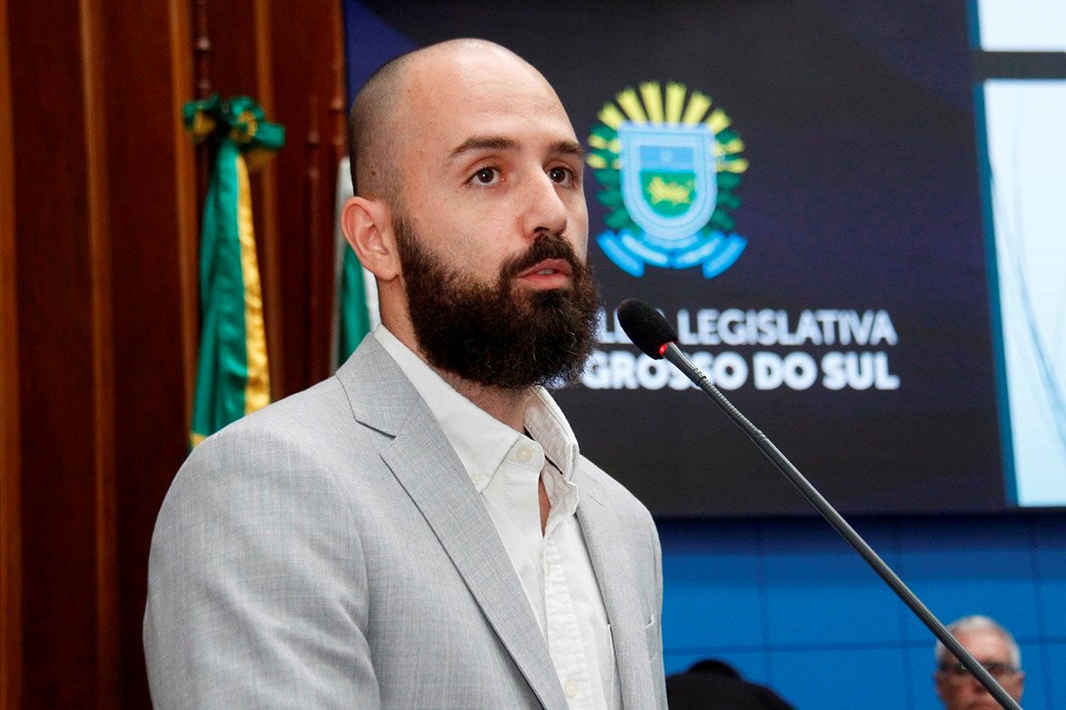 Artur Falcette apresentou detalhes da proposta e ajudou no debate