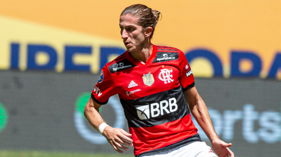 Flamengo presta homenagem e Filipe Luís confirma aposentadoria: 'Decisão muito difícil'