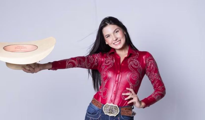 Ana Castela