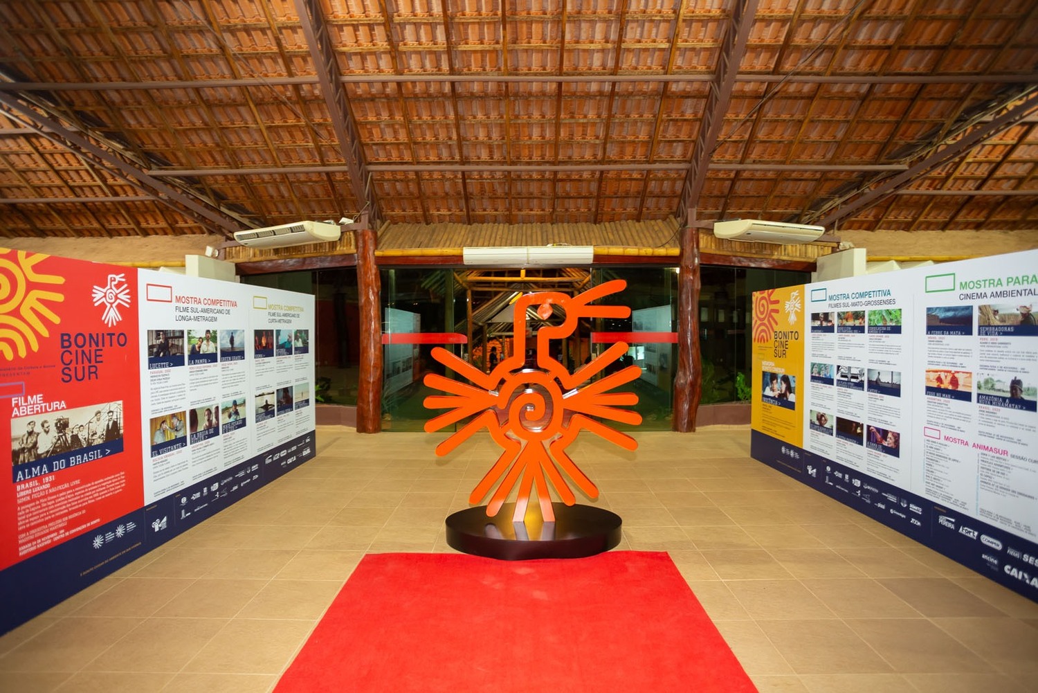 O Festival de Bonito acontece no Centro de Convenções