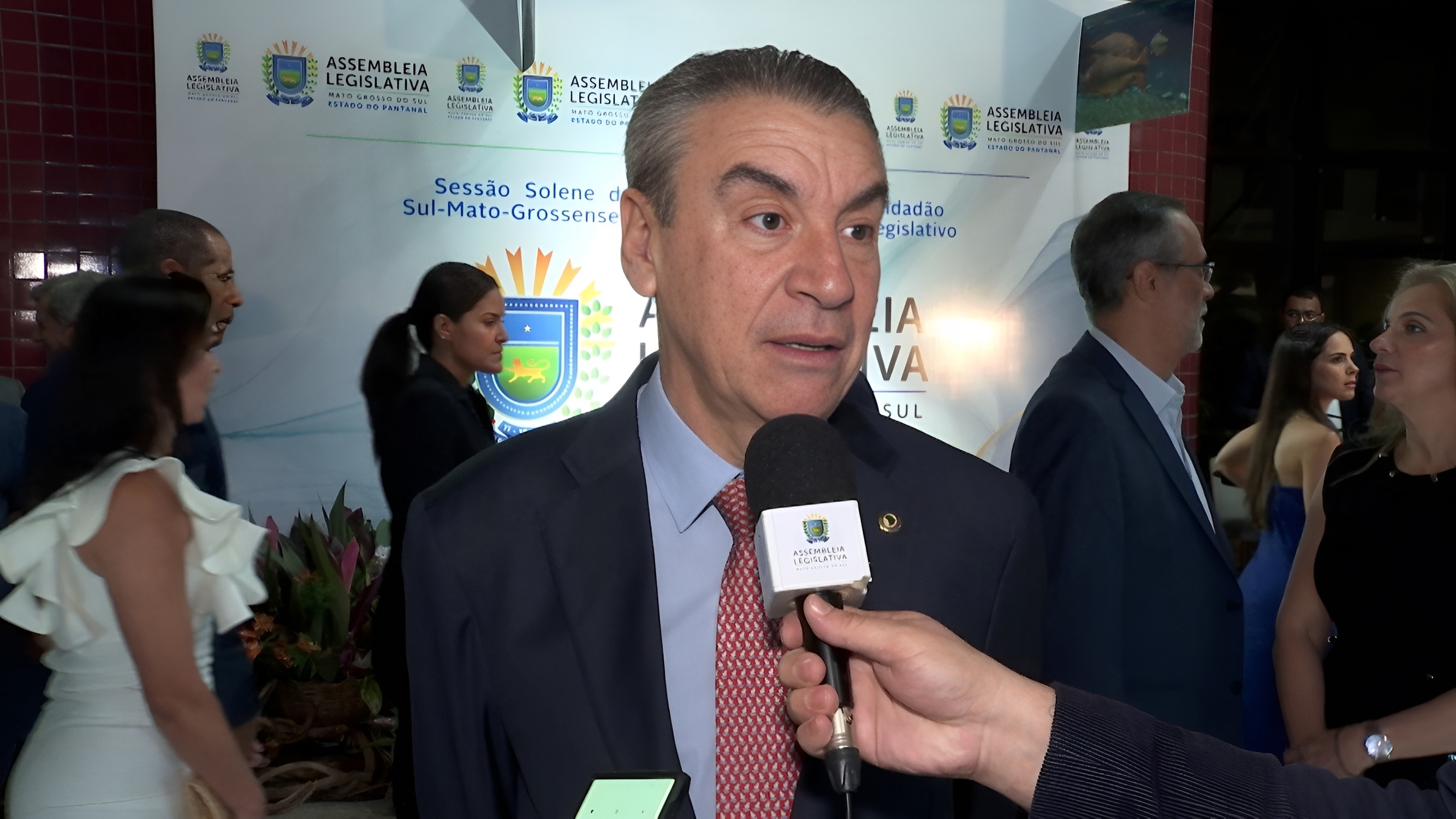 Deputado Paulo Corrêa também destacou a conquista do sinal aberto (Foto: TV ALEMS)