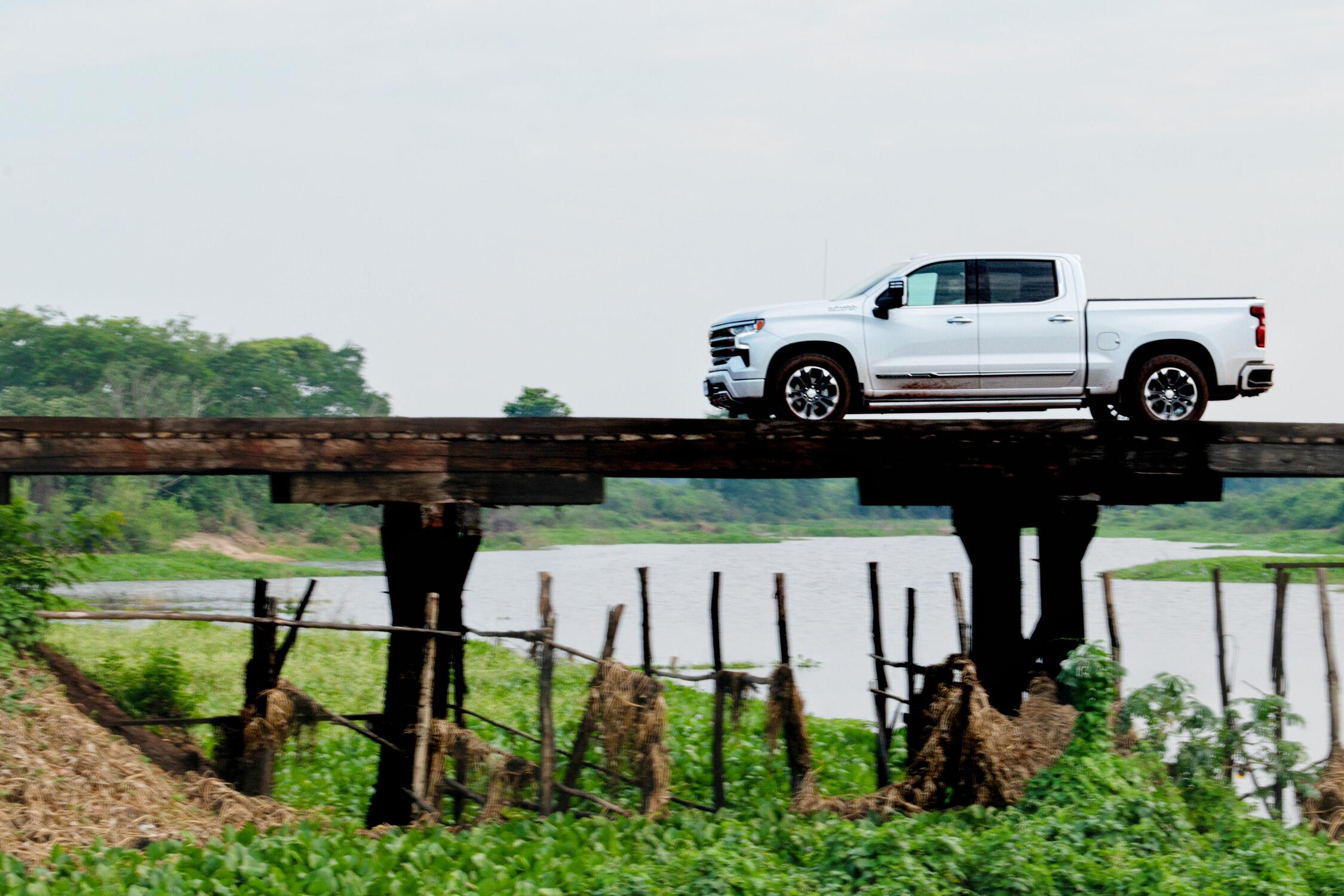 Após um hiato, a Silverado está de volta ao mercado brasileiro