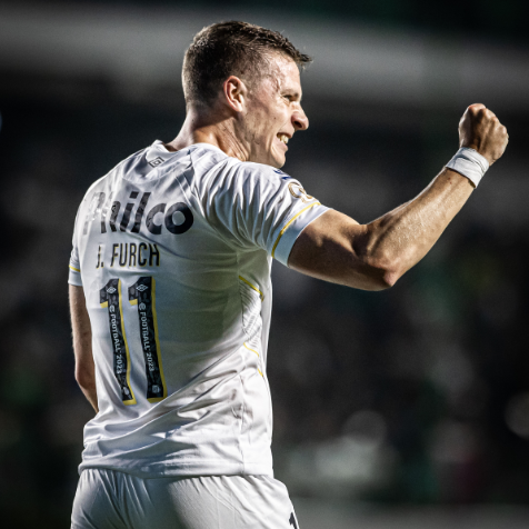 Julio Furch defenderá o Santos na Série B em 2024