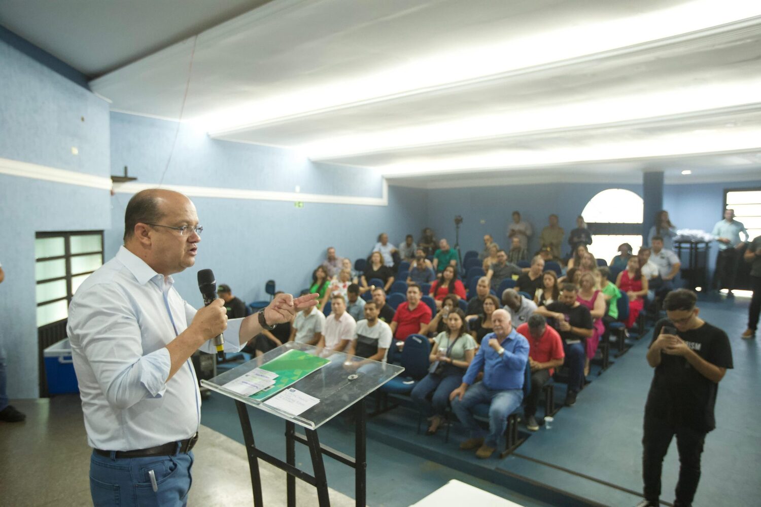 José Carlos Barbosa, o Barbosinha, discursando na cerimônia de inauguração