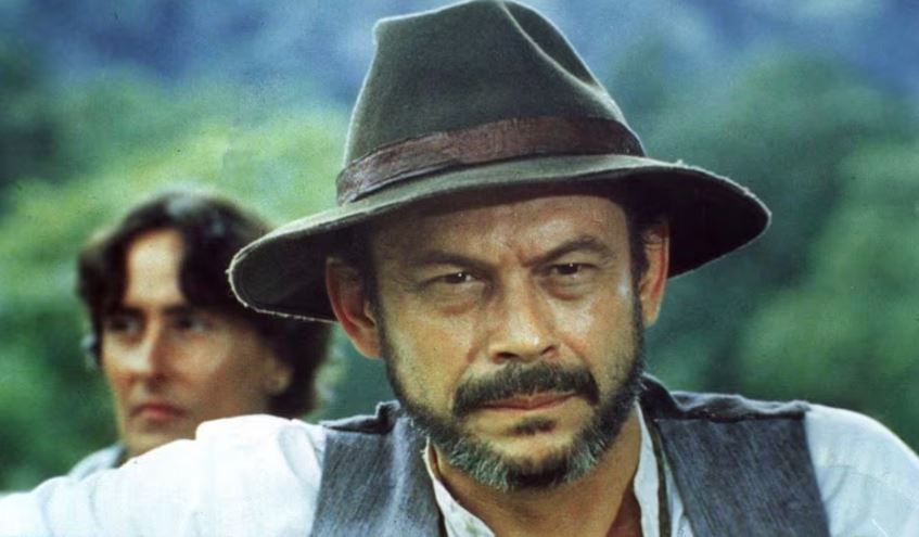 José Wilker foi coronel Belarmino, o vilão da trama. Ele morreu em 2014, aos 69 anos, vítima de um infarto