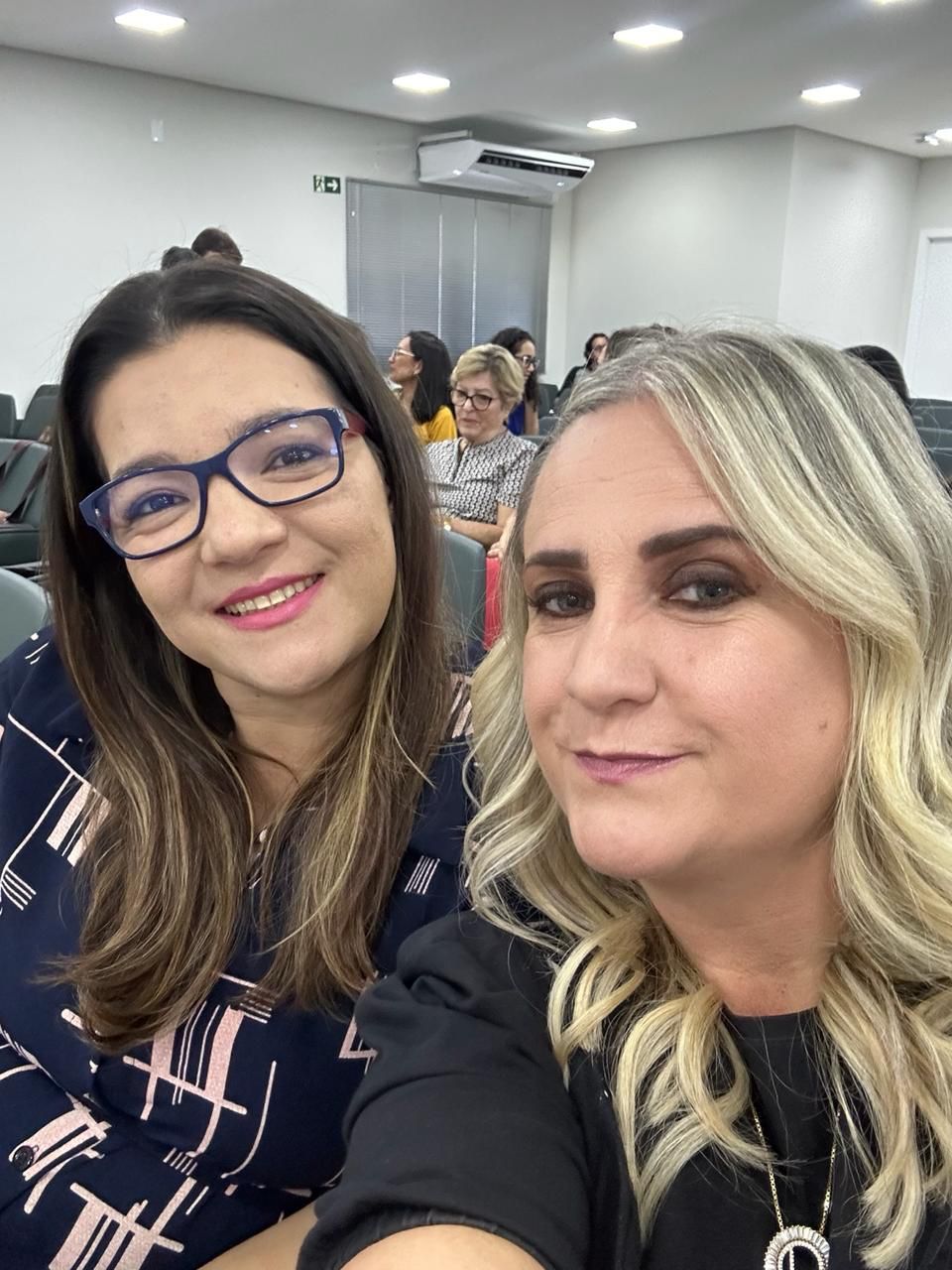 Lilian Fernandes, esteve acompanhada da diretora de Comunicação da CESP Central, Líliam Kohler