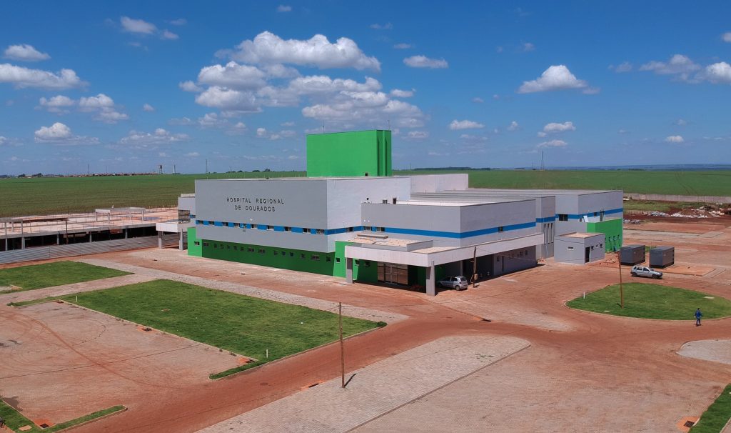 O Hospital Regional de Dourados, que está com a etapa de construção quase finalizada