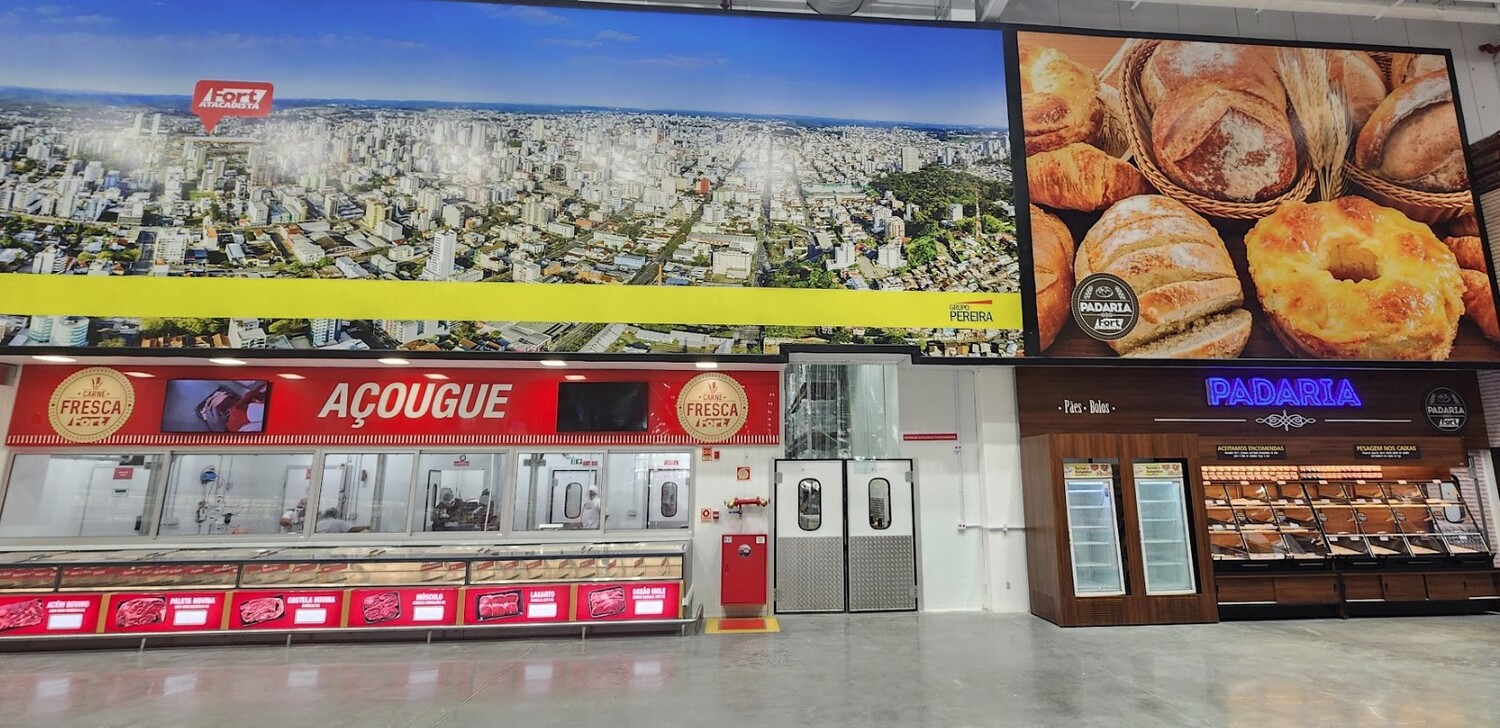 O nova loja conta com açougue e padaria para melhor atender os clientes