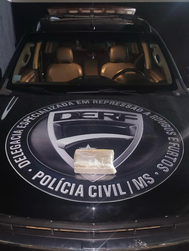 Pacote apreendido pela polícia
