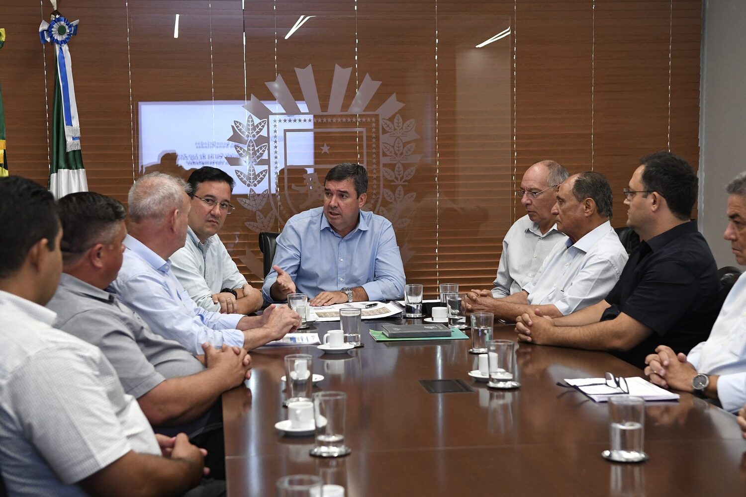 Reunião, realizada nesta segunda-feira (26), contou com a presença do prefeito José Paulo Paleari