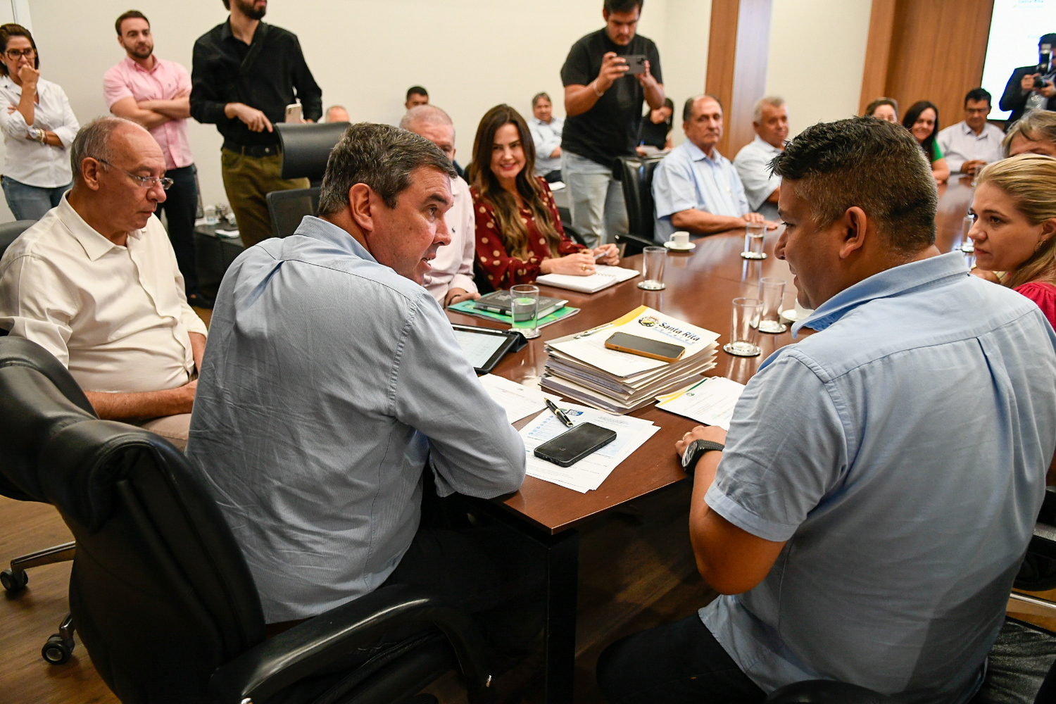 O prefeito e vereadores do múnicipio vieram pedir recursos do governo de Mato Grosso do Sul que serão aplicados em infraestrutura
