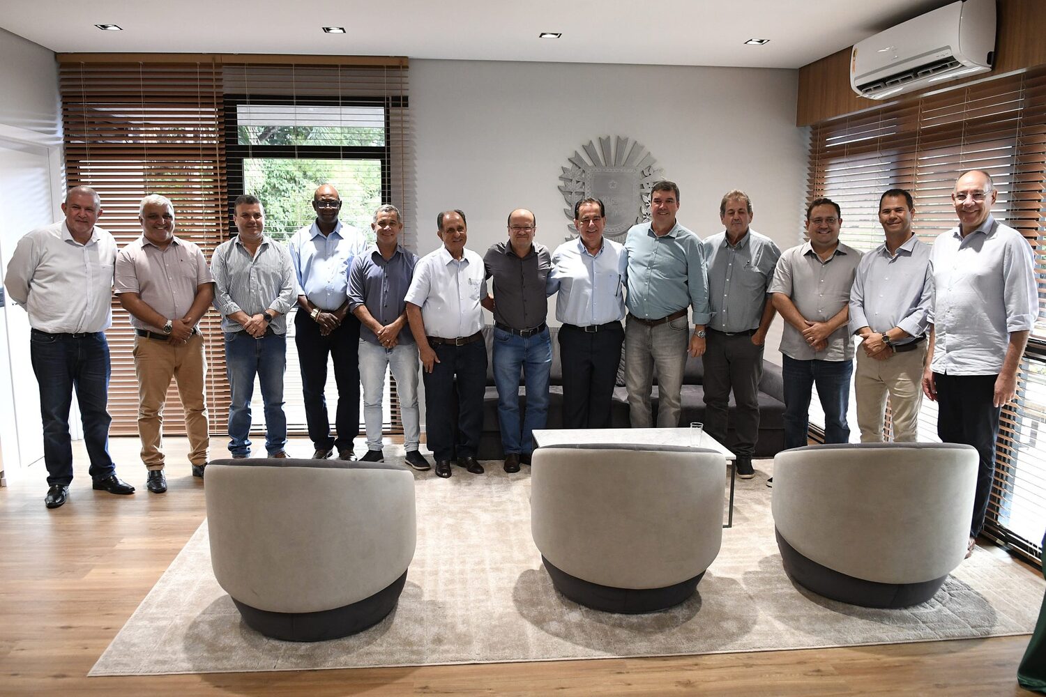 Reunião entre o Governo Estadual e a comitiva de