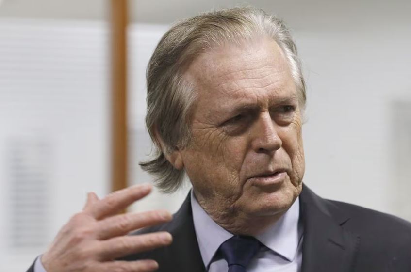Luciano Bivar é presidente nacional do União Brasil; com mandato até maio