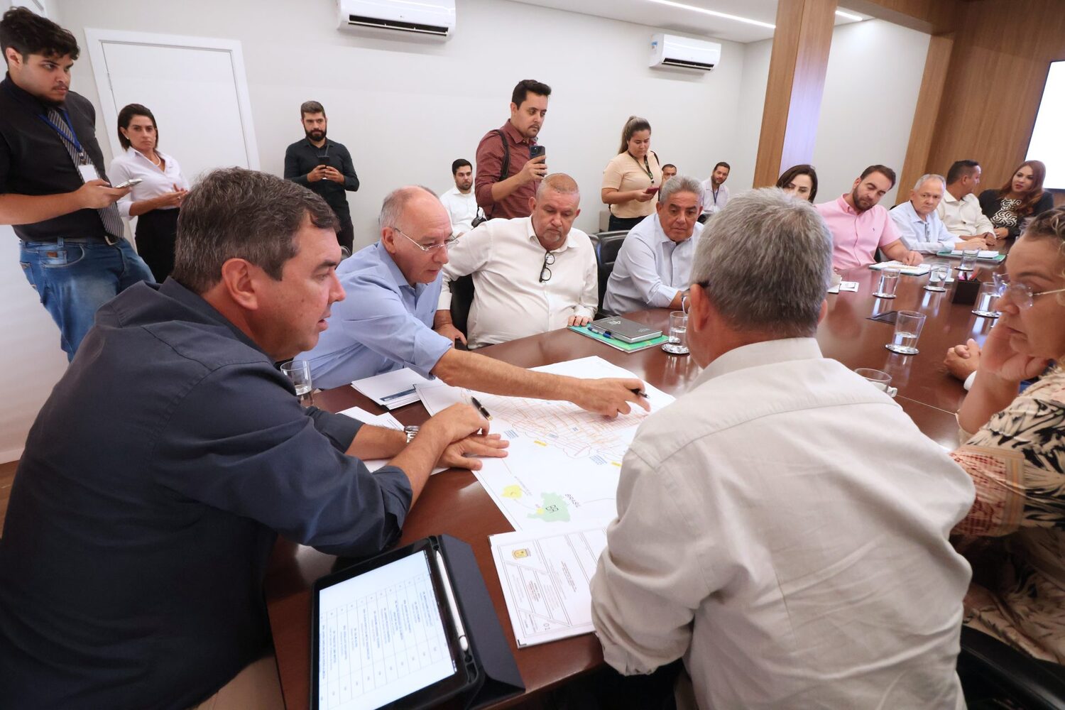 Obras foram apresentadas durante a reunião