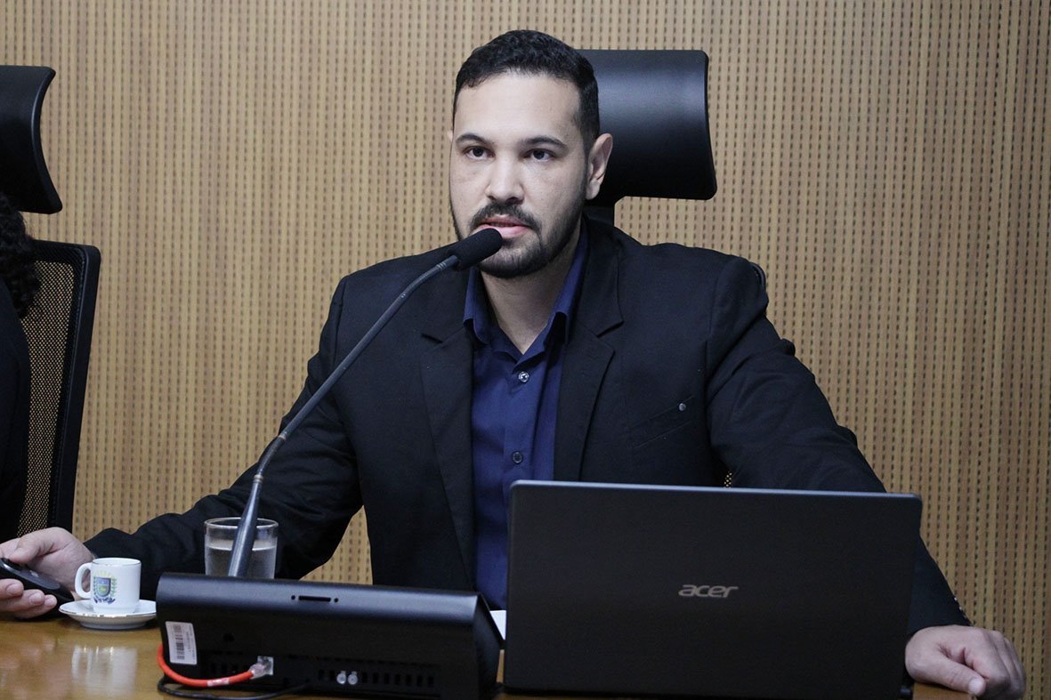 Waldeir Rolon Sanches apresentou os relatórios da Saúde