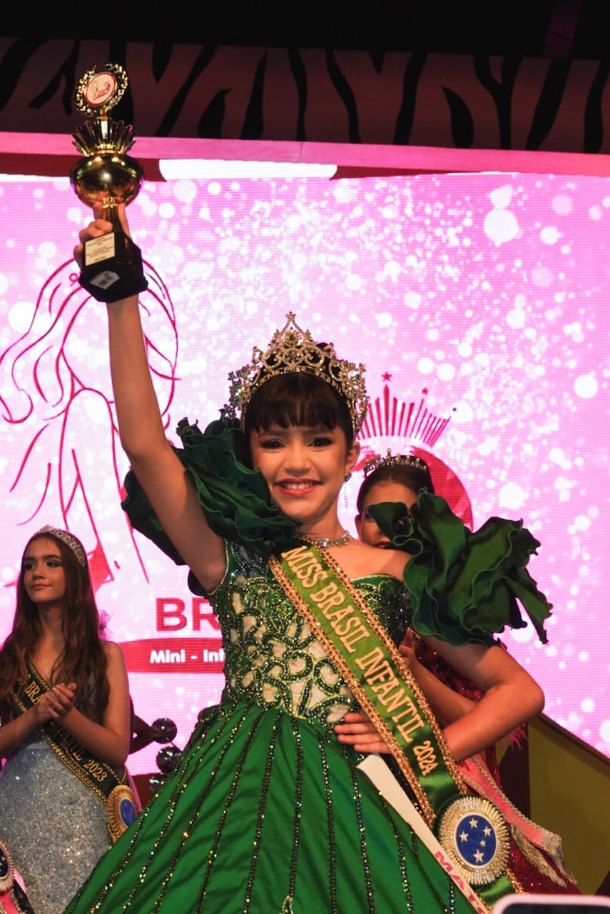 Paloma Fernandes é só alegria!