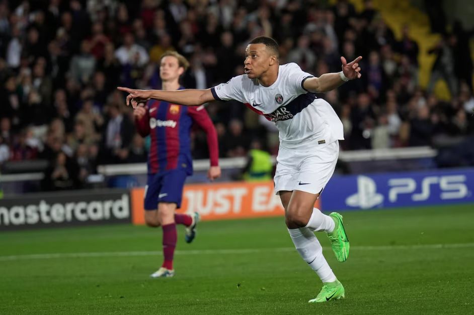 Mbappé fez dois contra o Barcelona e busca o título inédito antes de deixar o PSG