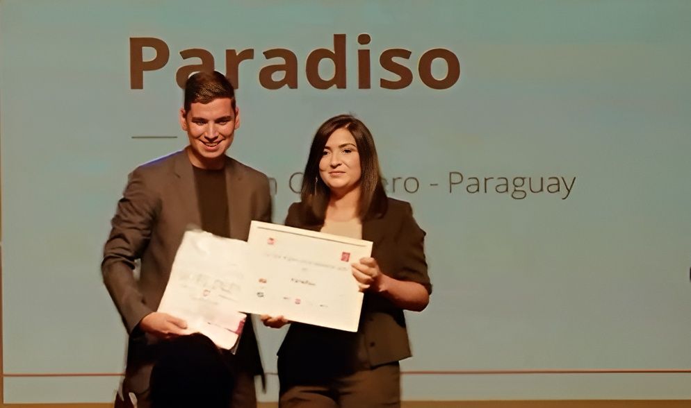 Compromisso com a Qualidade: A premiação reflete o compromisso do estabelecimento com a excelência na produção de pizzas, utilizando técnicas napolitanas tradicionais.
