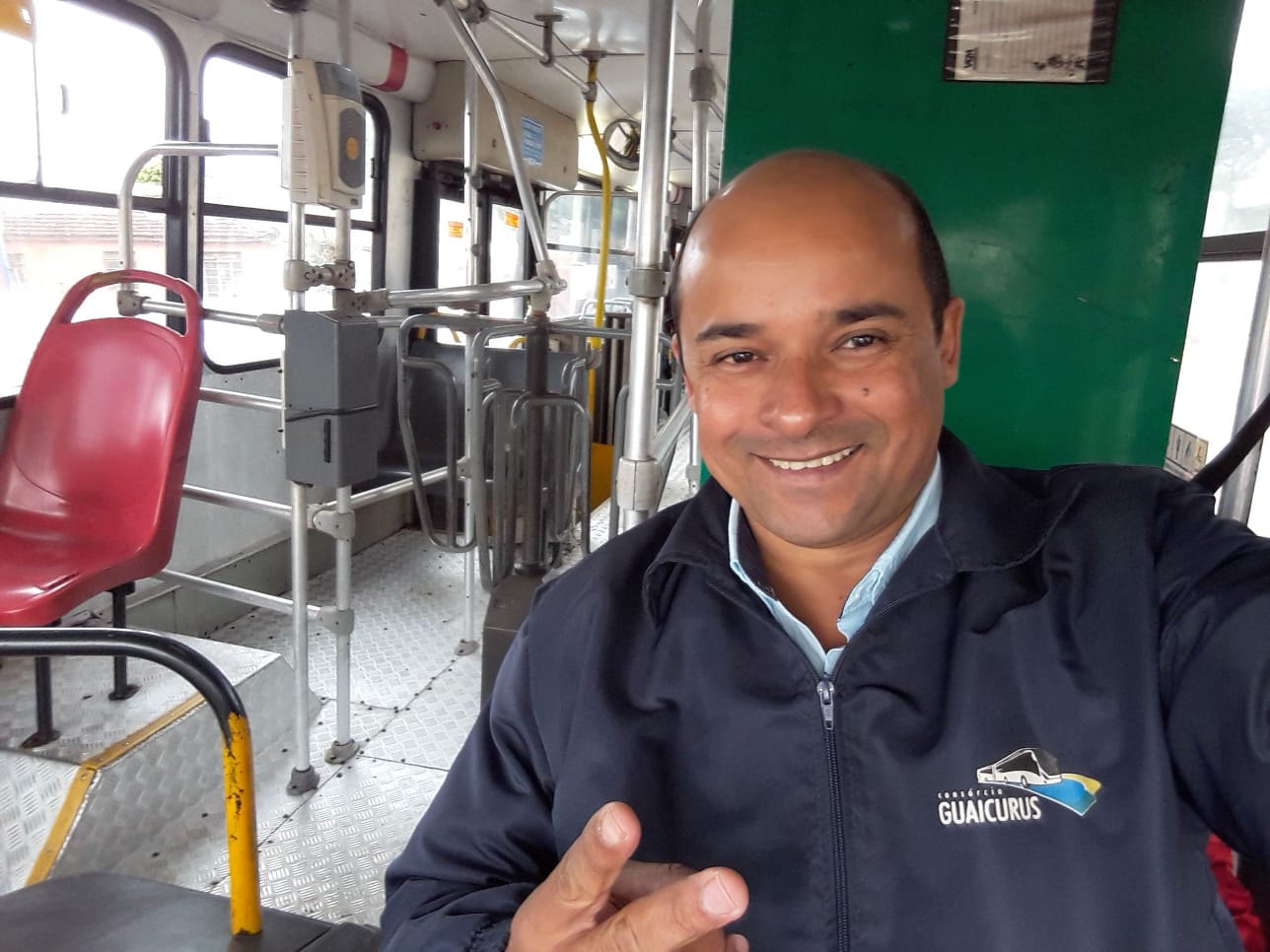 O motorista de ônibus, Robson Batista