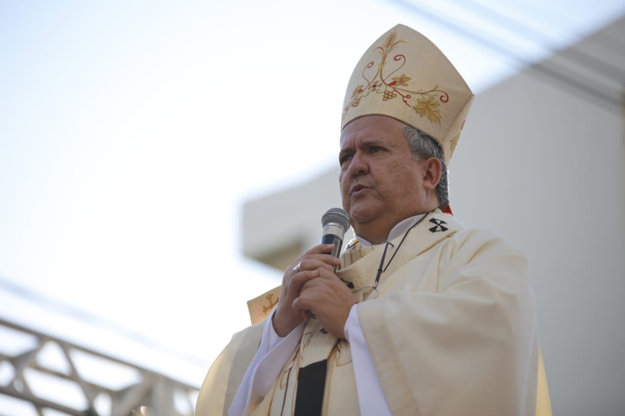 Arcebispo Metropolitano Dom Dimas Lara Barbosa