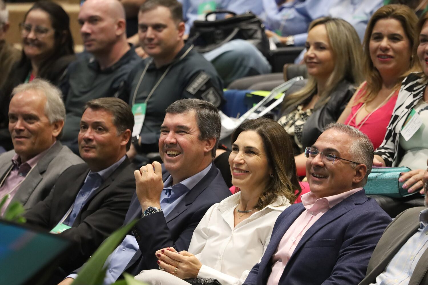 Riedel acompanhado pela primeira dama Monica Riedel e o presidente do Sindicato Rural de Campo Grande e anfitrião do evento, Alessandro Coelho