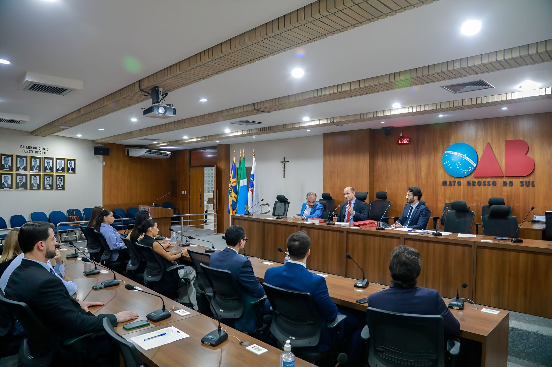 O evento proporcionou uma plataforma para discussão aberta e imparcial sobre um tema sensível e crucial, promovendo o entendimento e o diálogo entre os profissionais da advocacia e as comunidades envolvidas.
