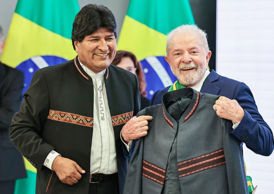 Lula e Evo Morales, na posse do petista, em 1º de janeiro de 2023, no Palácio do Planalto