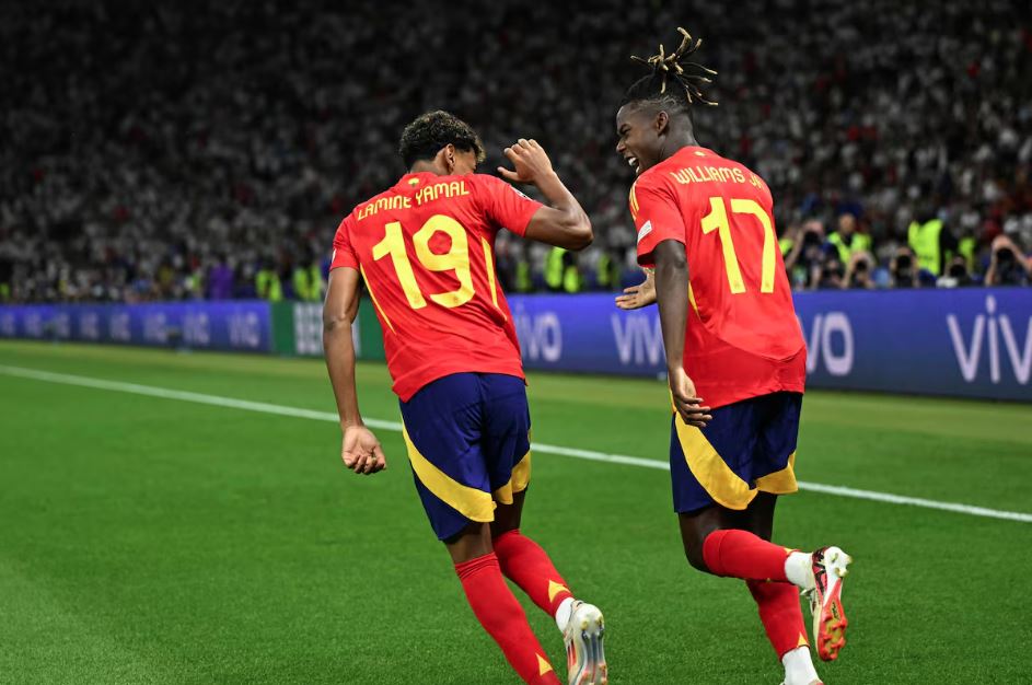 Lamine Yamal e Nico Williams lideram Espanha na final contra a Inglaterra