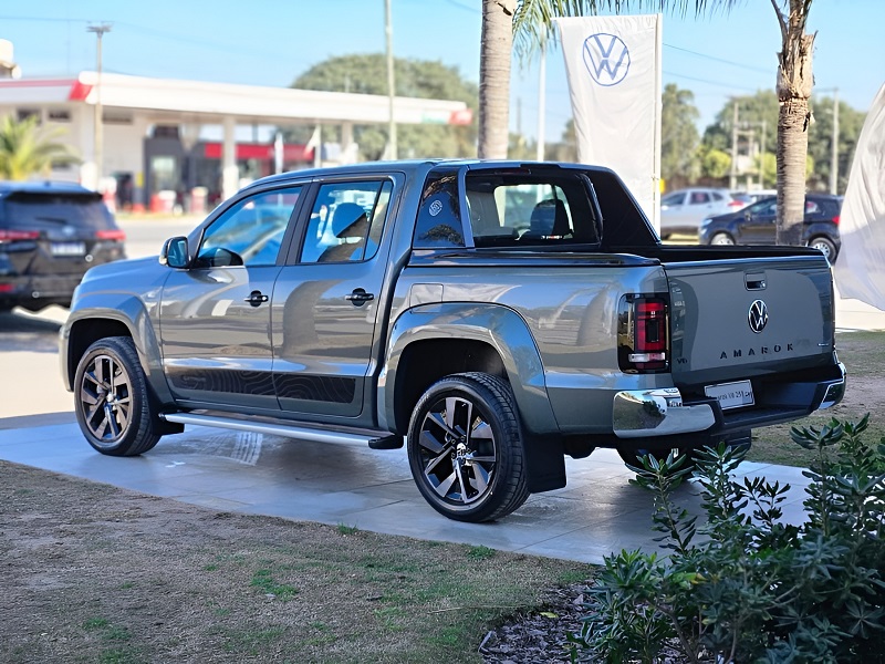 Importância da expectativa do consumidor A escolha da Amarok pode depender do que o comprador espera em termos de tecnologia e segurança em um veículo.