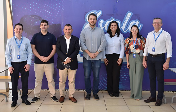 A empresa chilena Arauco, com histórico de investimentos em educação desde os anos 1980, planeja replicar seu modelo educacional em Inocência.