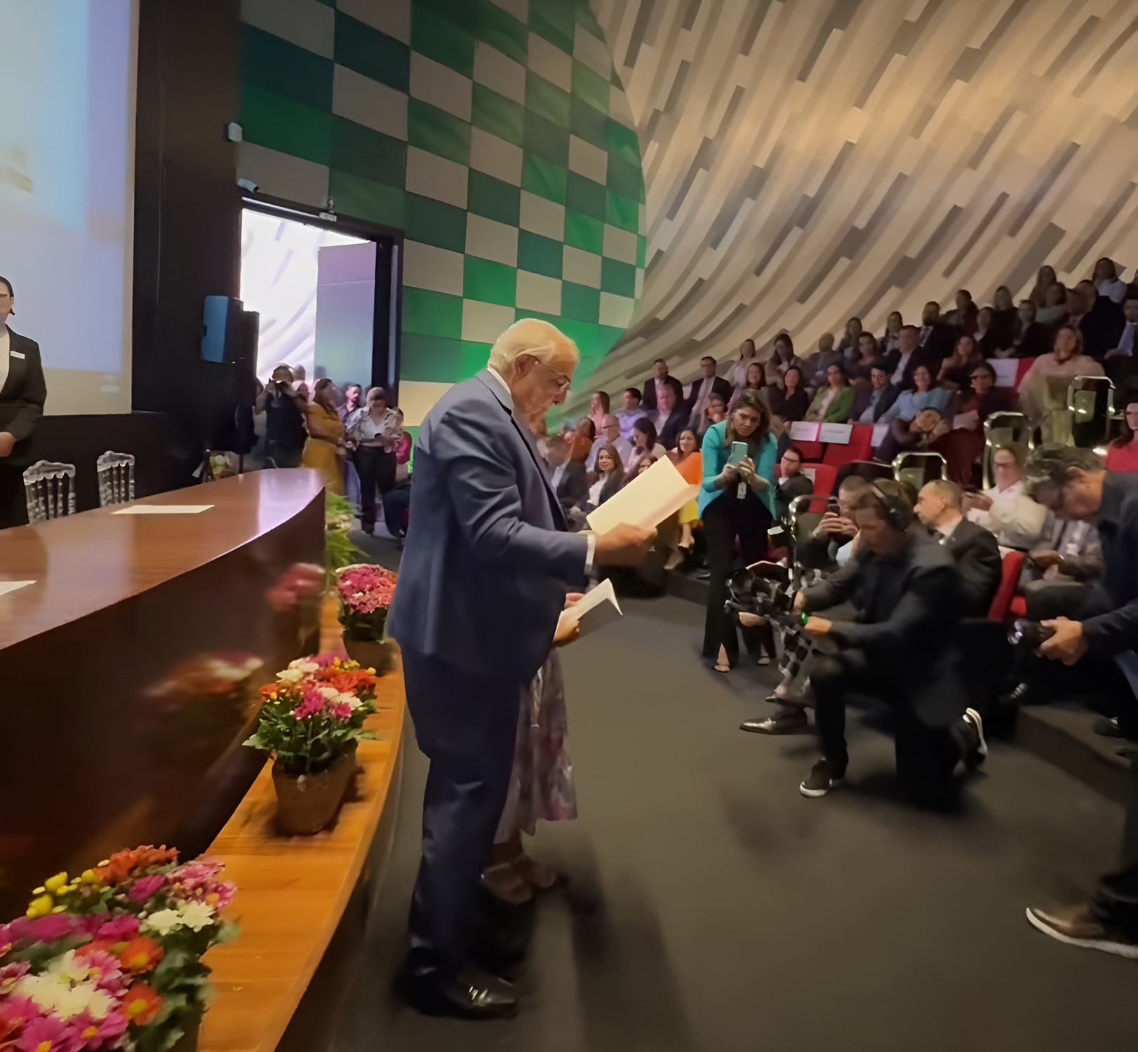 Durante o seminário, Jerson enfatizou que a educação infantil é uma prioridade para o TCE-MS, refletindo sua visão de que um bom início de vida é fundamental para o desenvolvimento futuro das crianças.