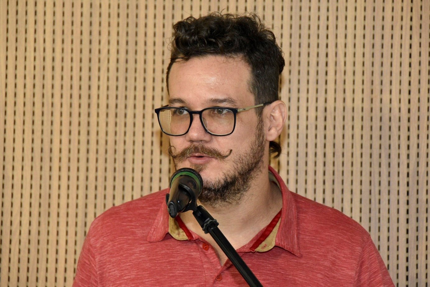 Walkes Vargas fala sobre fatores que podem resultar no suicídio de jovens