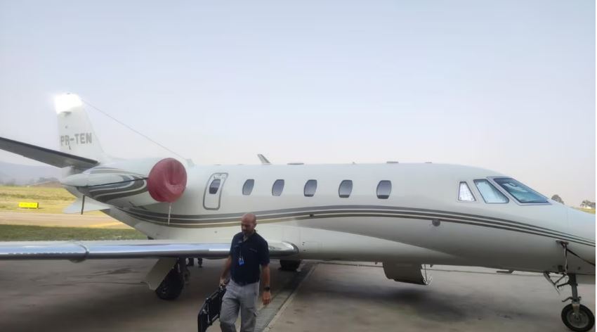 A aeronave vendida por Gusttavo Lima para dona da VaideBet foi apreendida em Jundiaí (SP)