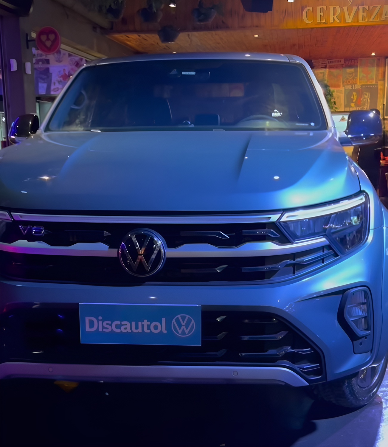 A nova Amarok V6 exibe sua robustez e tecnologia 4MOTION no evento exclusivo da Discautol.