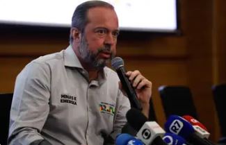 Rio de Janeiro (RJ) 19/09/2024 - O ministro de Minas e Energia, Alexandre Silveira, explica o plano de contingência e a recomendação de adotar o horário de verão 