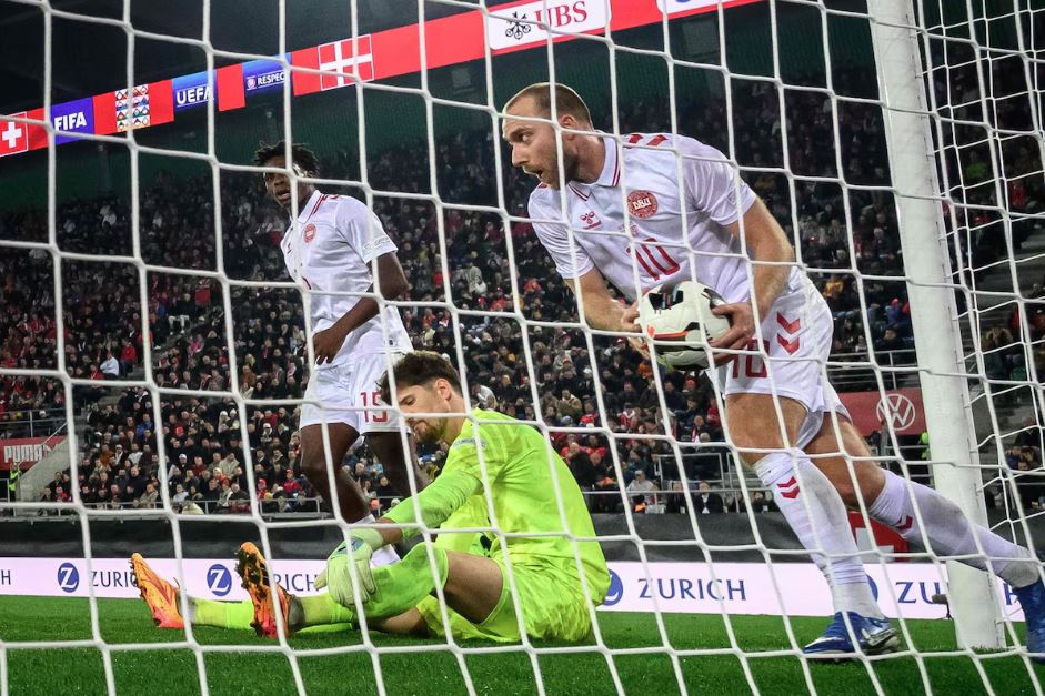 Eriksen frustrou empolgação dos suíços, que vinham conquistando primeira vitória