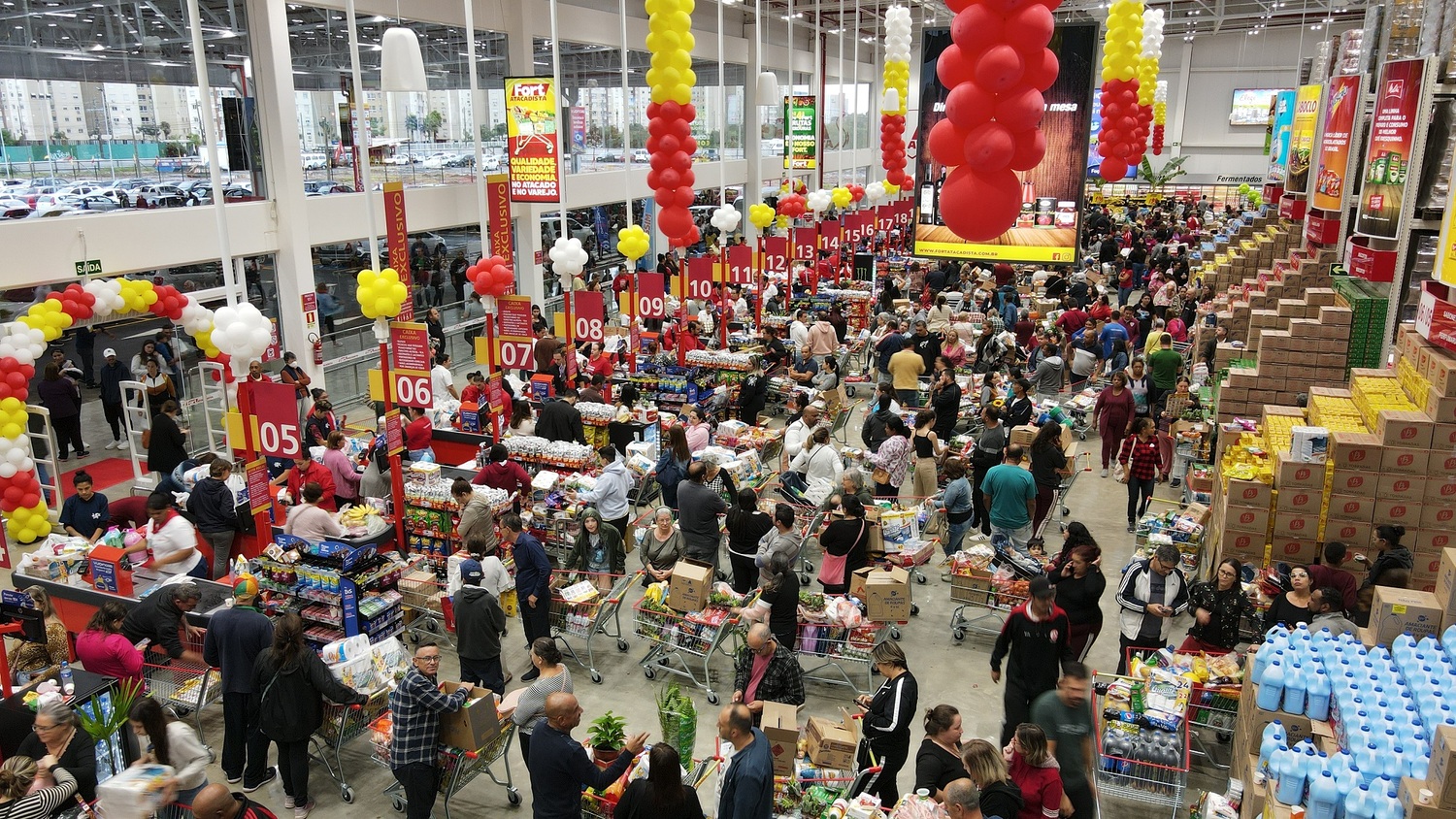 O saldão de outubro promete encerrar o mês com preços históricos e economia para consumidores e comerciantes