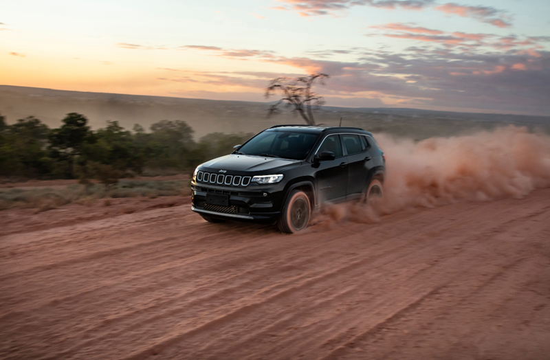 Nova versão Sport do Jeep Compass 2025 chega com oferta imbatível e preço competitivo a partir de R$ 152.999, com tecnologia e conforto de série.