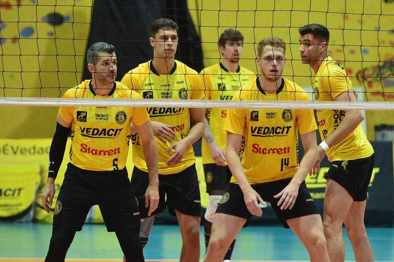 Atletas do Vedacit Vôlei Guarulhos