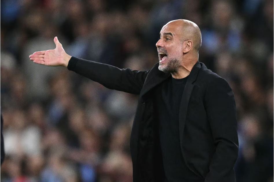Em oito anos no comando do Manchester City, Guardiola conquistou 18 títulos.