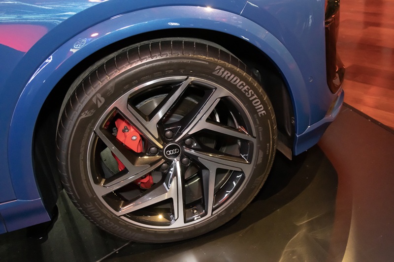 Bridgestone fornece os pneus de alta performance