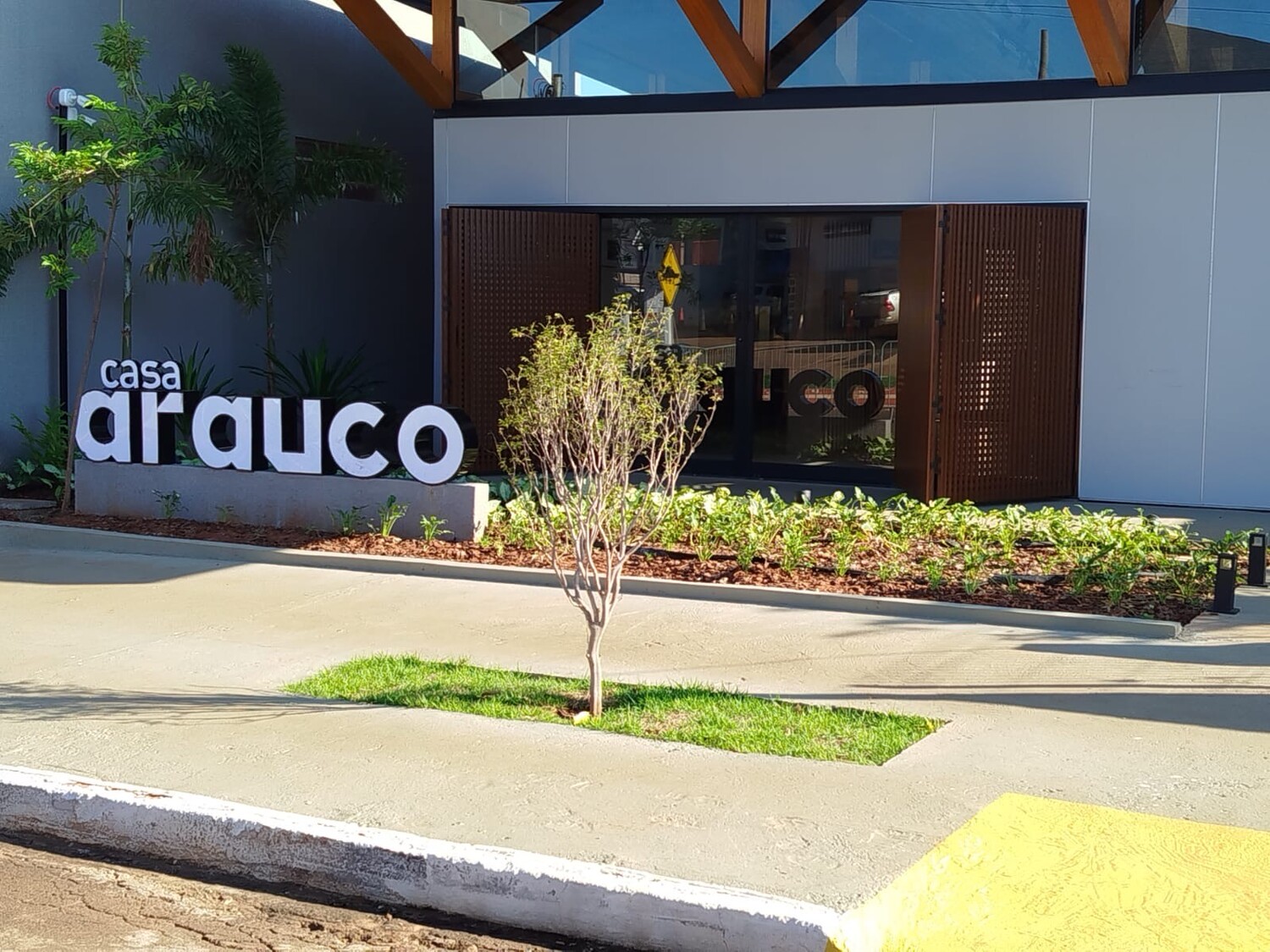 No coração da Casa Arauco, duas obras permanentes capturam a essência da comunidade