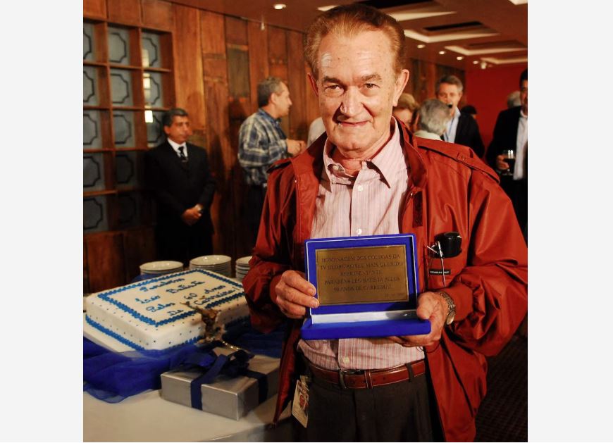 Em 2007, o jornalista recebeu uma festa surpresa, em celebração aos seus 60 anos de carreira.