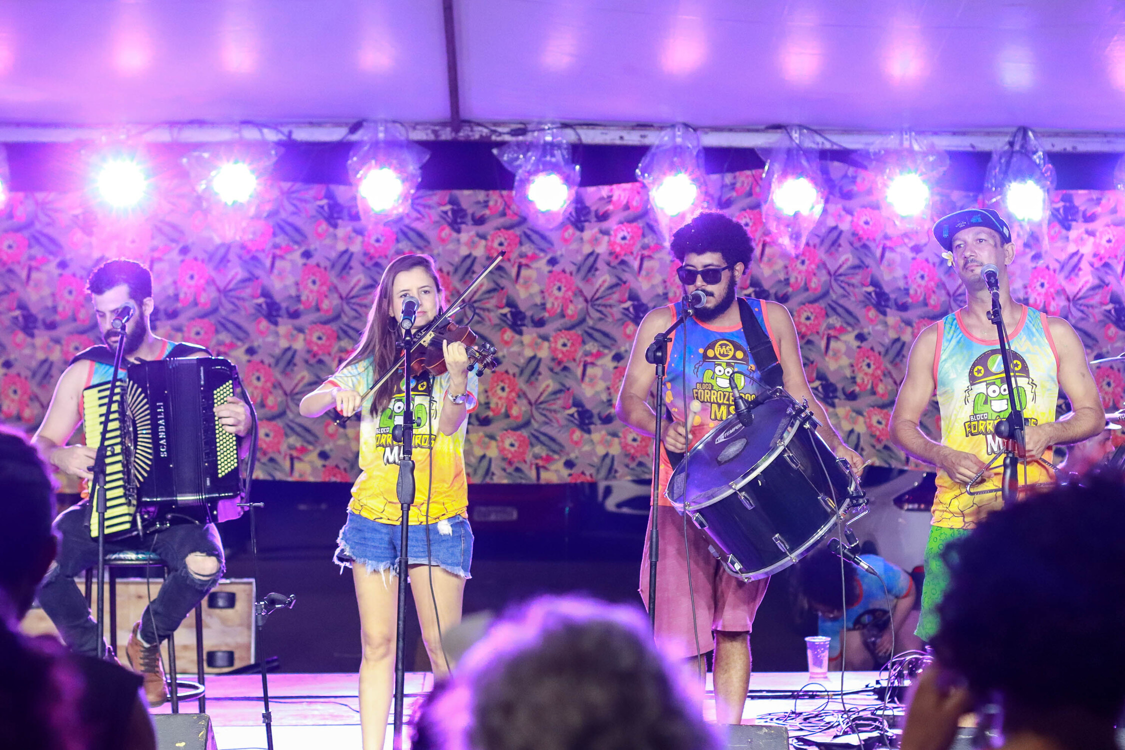 Músicos do Bloco Forrozeiros MS embalam os foliões com um repertório especial para aquecer o Carnaval 2025.