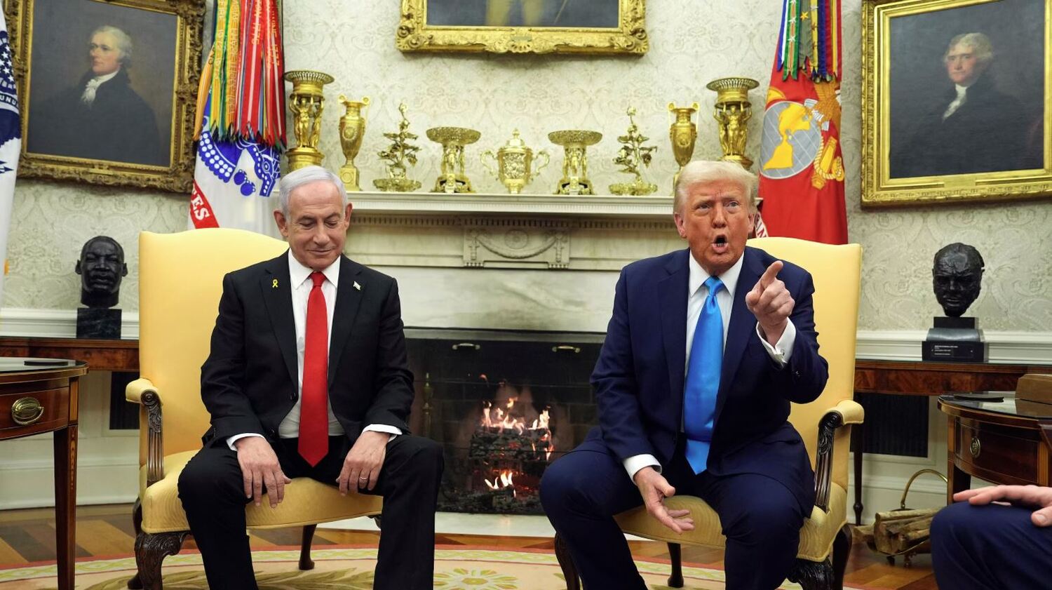 Presidente americano Donald Trump com premiê israelense Binyamin Netanyahu na Casa Branca nesta terça-feira, 4.